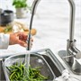 SALLSJÖN, Смеситель для кухни, выдвижной, с изливом, цвет нержавеющей стали 106.238.85